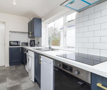 3 bedroom terraced house to rent - Photo 2