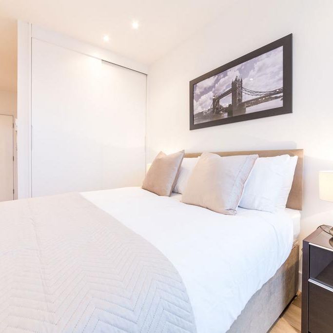 Studio to rent - Photo 1