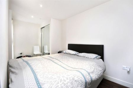 Studio to rent - Photo 5