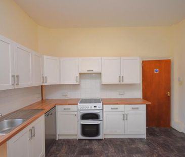 4 bedroom house to rent - Photo 2