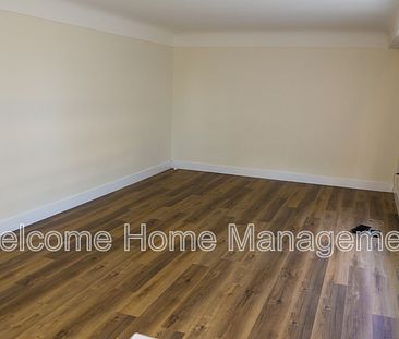 $2,595 / 3 br / 1 ba / A relaxing and spacious residence in Hamilton - Photo 2