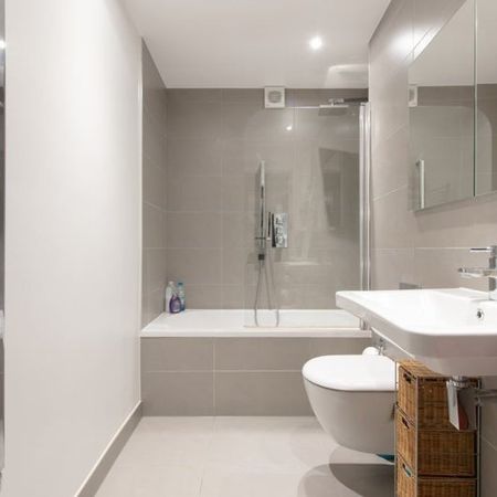 1 Bed Flat, Portman Place, E2 - Photo 4