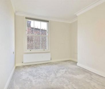 4 bedroom end of terrace house to rent - Photo 5