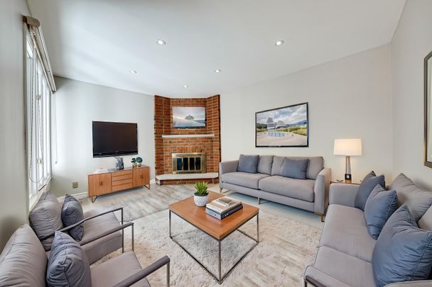For Lease - 300 Conley Street, Vaughan, Ontario - Photo 1