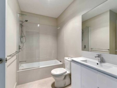 MODERN TWO BEDROOM UNIT HANDY TO BROOKESIDE! - Photo 5