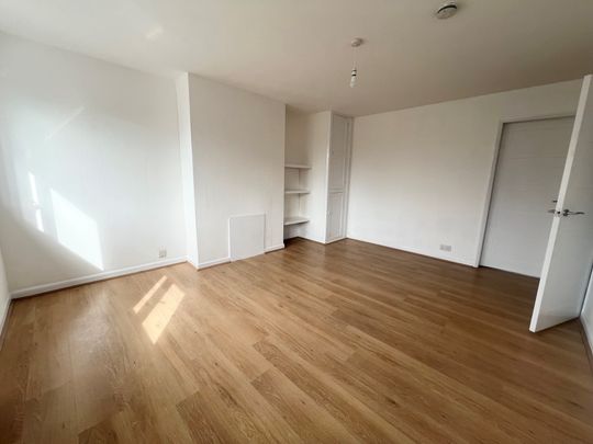 3 bedroom apartment to rent - Photo 1