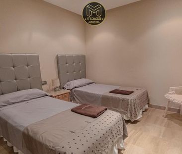 Luxury penthouse for rent in Estepona, Andalusia - Photo 5