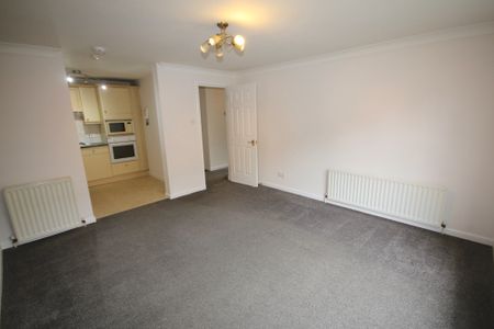 Russell Gardens, Edinburgh, EH12 - Photo 4