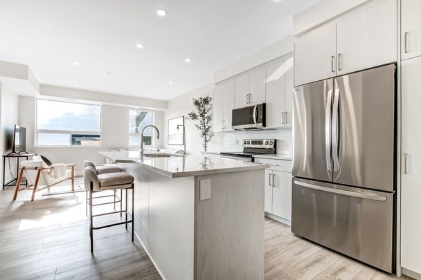 For Lease - 16 Compass Trail Unit# 108, Central Elgin, Ontario - Photo 1