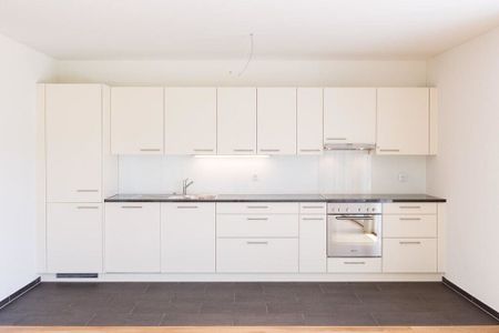 Modern living in Breitenbach - a rent price donated - Photo 3