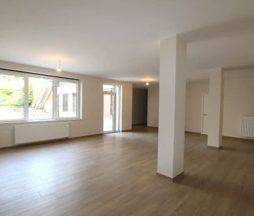 LUXE APPARTEMENT MET GROOT TERRAS - GELIJKVLOERS - Foto 3