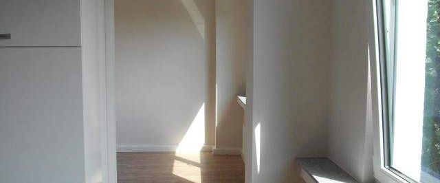 Top Lage in Sachsenhausen - 2 Zimmer-Bad-Balkon mit Einbauküche - Foto 1