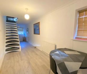 1 Bed Terraced House, Canning Road, HA3 - Photo 3