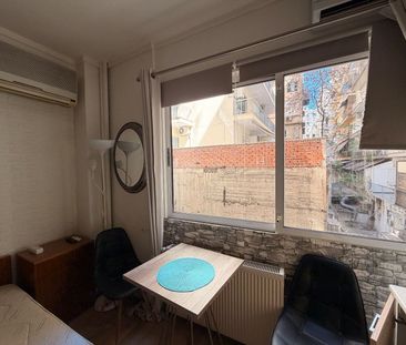 Studio/Γκαρσονιέρα για ενοικίαση Ρωμαϊκή Αγορά - Βενιζέλου - Ιστορι... - Photo 2
