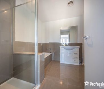 AFFORDABLE 3 BEDROOM TOWNHOUSE - Photo 2