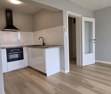Appartement te huur in Hasselt voor € 780 met 1 slaapkamer - Foto 4