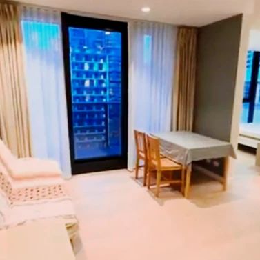 2 Bedrooms - Photo 1