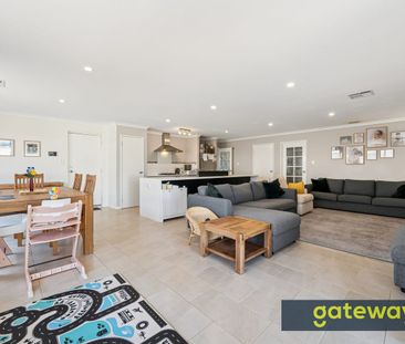 FABULOUS NEIGHBOURHOOD - Photo 4