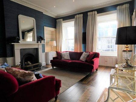 3 bedroom flat to rent - Photo 2