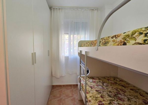 Apartment with 2 bedrooms with swimming pool LONG TERM