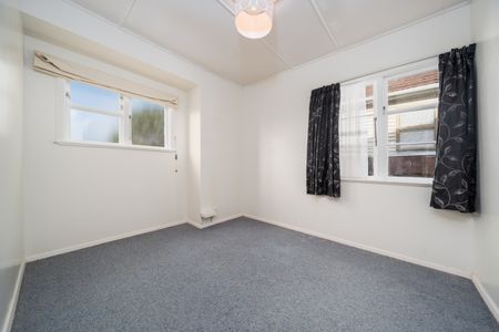 38 Bannister Avenue, Johnsonville - Photo 5