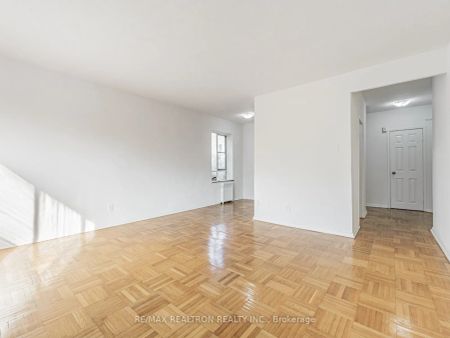 156 Kingston Road #314 - Photo 4