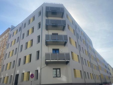 Große Wohnung mit Wohnküche, Balkon und Fußbodenheizung! - Photo 5