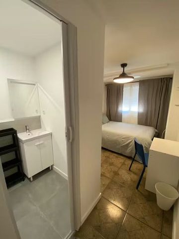 Carrer San Edesio, Manises, Valencian Community 46940 - Photo 5