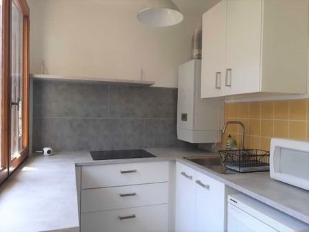 Location Appartement 2 pièces 32m² NIMES 30000 - Photo 5