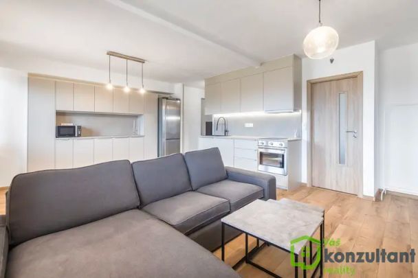 Pronájem bytu 2+kk 52 m - Fotografie 1