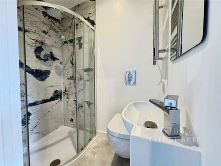 1 bedroom Studio to rent in Bond Street, London - Photo 5