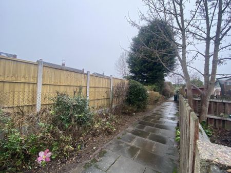 Dillotford Avenue, Coventry, Cv3 5eb, Cheylesmore - Photo 4