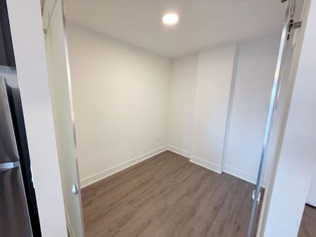 For Lease - 575 Conklin Road Unit# 1009, Brantford, Ontario - Photo 4