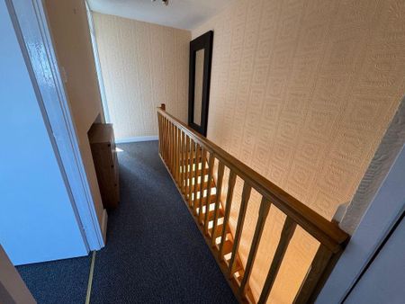 3 bedroom townhouse to rent - Photo 4