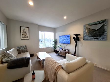 3/57 Gladstone Road, Northcote - Photo 5