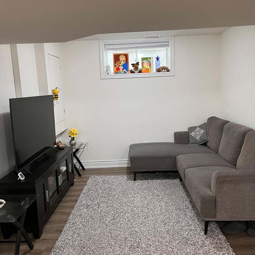 For Lease - 222 LADYSLIPPER Drive, Waterloo, Ontario - Photo 1