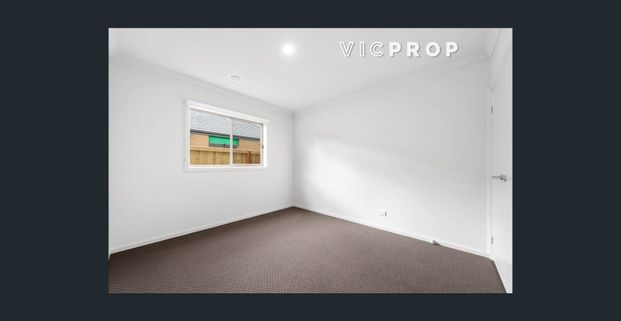 GREAT HOME IN A GREAT LOCATION! - Photo 1