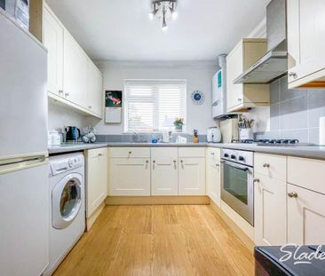 2 bedroom apartment to rent - Photo 2