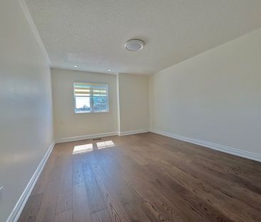 For Lease - 5439 Planters Wood Court, Mississauga, Ontario - Photo 1