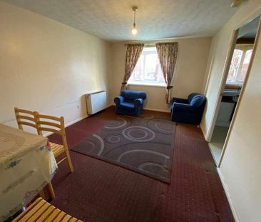 Honey Close, Dagenham, RM10 - Photo 1