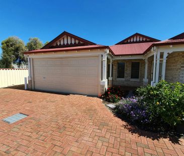 74B Forrest Avenue - Photo 6