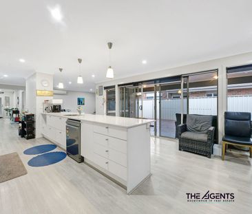 Contemporary Family Living in a Prime Location – Space, Style & Com... - Photo 5