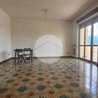 5 locali in affitto - Photo 1