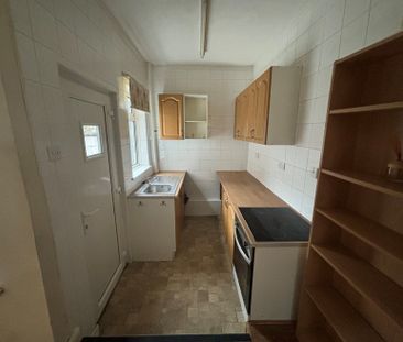 Burnside Street - Photo 5