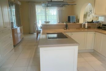 FOR RENT: SPACIOUS AND ELEGANT VILLA IN MORAIRA with 4 bedrooms for LONG TERM