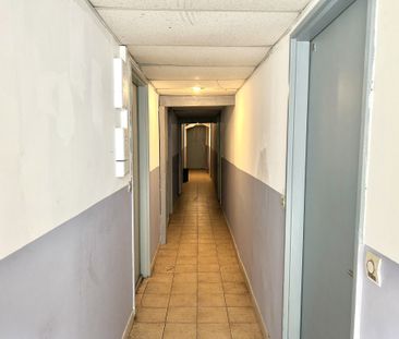 Location Appartement 1 pièce 15m² MARSEILLE 1er - Photo 1