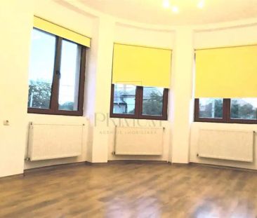 Vila D+P+1+M de inchiriat pentru birouri 6 camere - Complexul Stude... - Photo 6