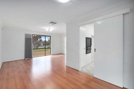 Large Family Home Located in Willetton Primary & High School Zone - Photo 3