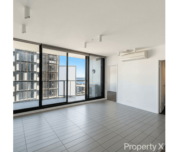 Two Bedroom Apartment with Spectacular Views! - Photo 1