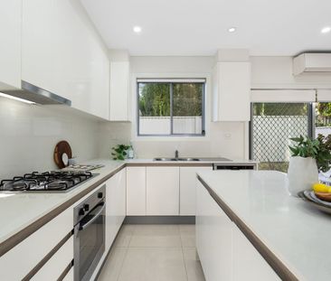 Modern Family Oasis in Peaceful and Convenient Narwee Pocket - Photo 4